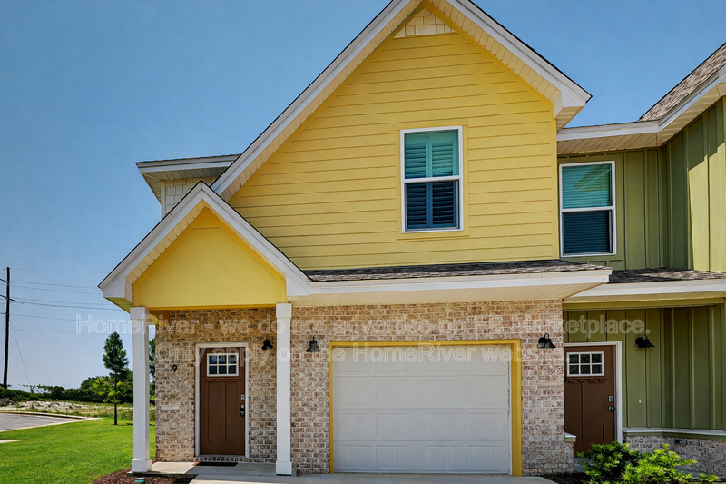 Move In Ready! 400 Mattie M Kelly Blvd #9 property image