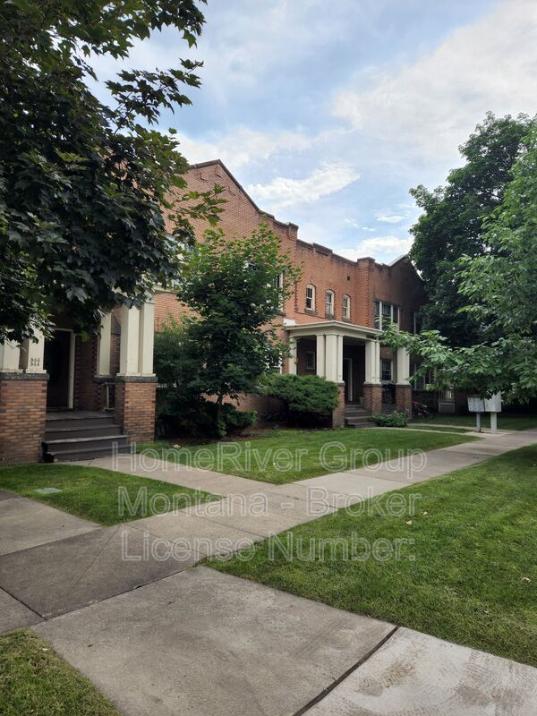 Charming 3 Bedroom Apartment in the Heart of Missoula! property image