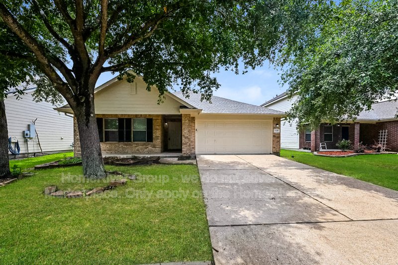 Available Now! 5439 Aloe Avenue Baytown, TX 77521 property image