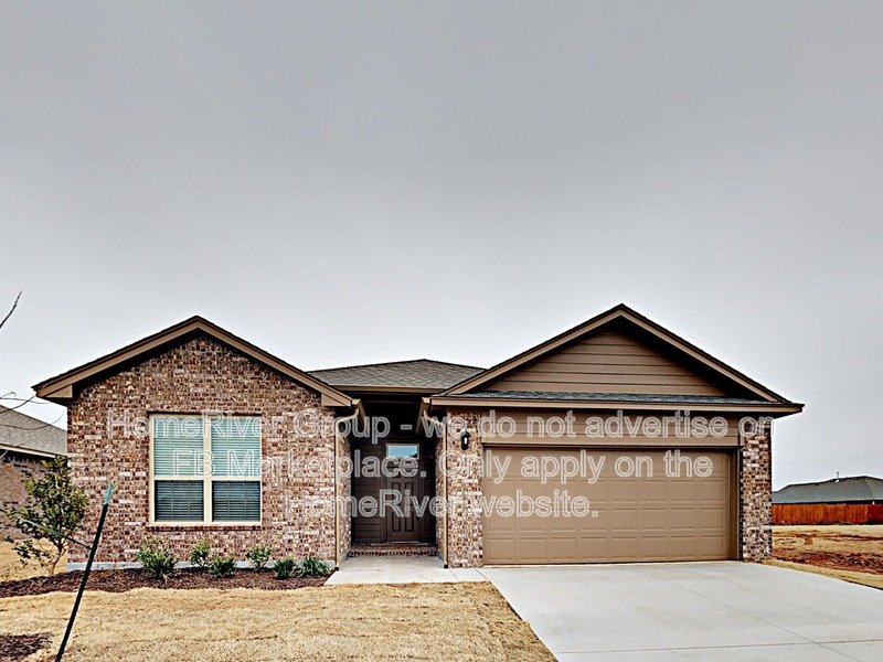 4 BEDROOM HOME IN YUKON SCHOOLS! property image