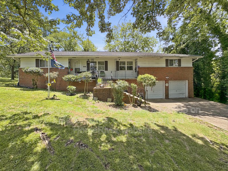 Pet Friendly | Lawn Care Provided! property image