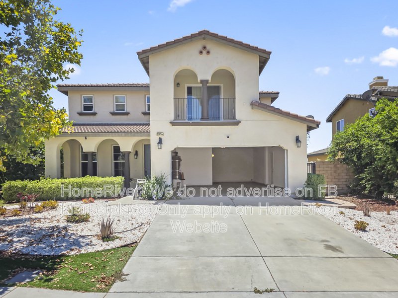 Fridge Included | Pet Friendly | Direct Access Views of Hartford Park property image