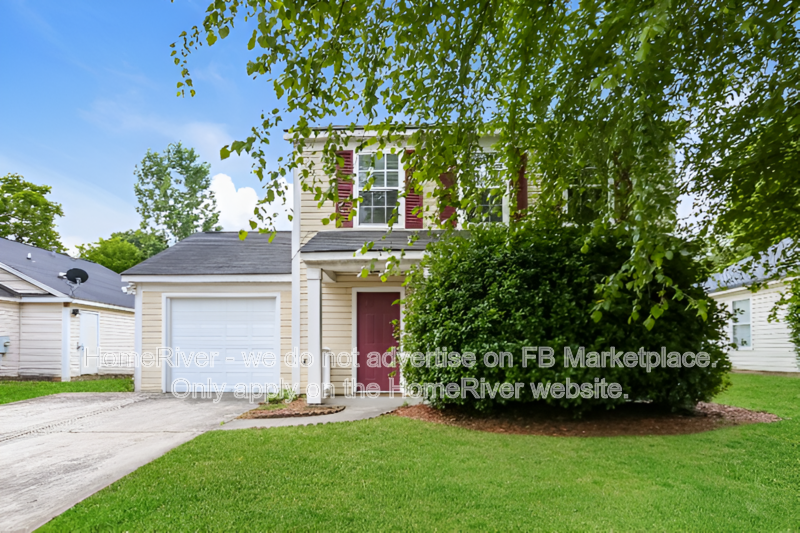 Southern Chase | Attached Garage | property image