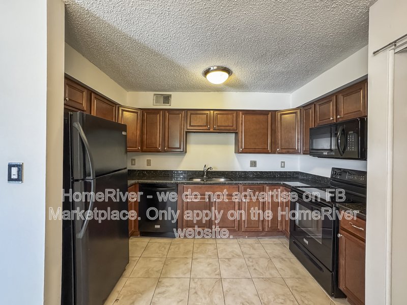 Apply today! 9123 SPYGLASS PL UNIT C, CHARLOTTE NC 28214 property image