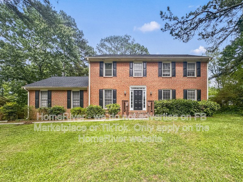 Available Now | Pets Welcome | 4 beds | 2 Car Garage property image