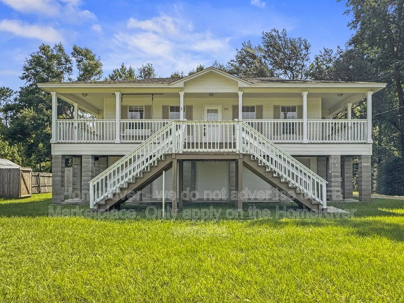 Coastal Country Retreat | Private Setting | Blackwater Trail Access property image