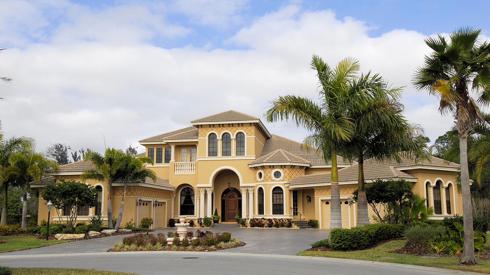 Silver Springs Shores Property Management